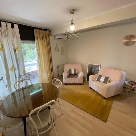 Precioso Apartamento. Buenas Vistas Y Tranquilidad *